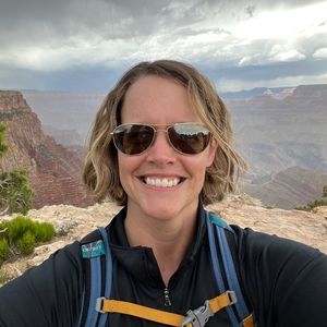 Meet your Posher, Liz